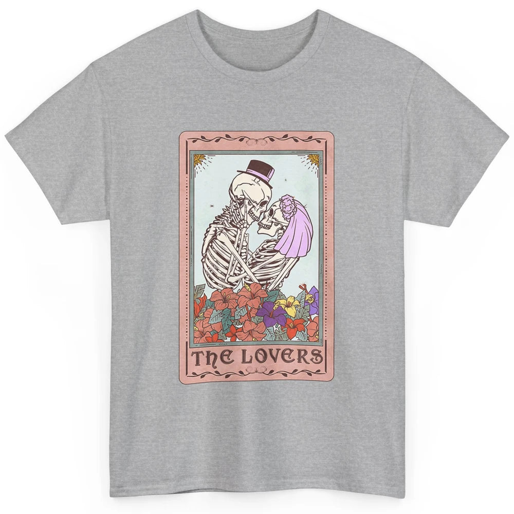 The Lovers Funny Skeleton Couple Tarot Card Vintage Valentine Astrology Goth Skull Lover Floral Heart Classic Unisex T-Shirt